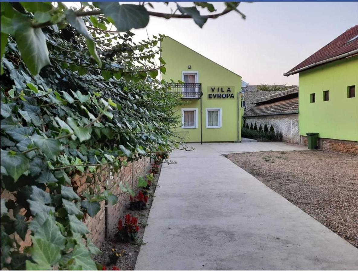 Vila Evropa Apartment Sombor Exterior foto